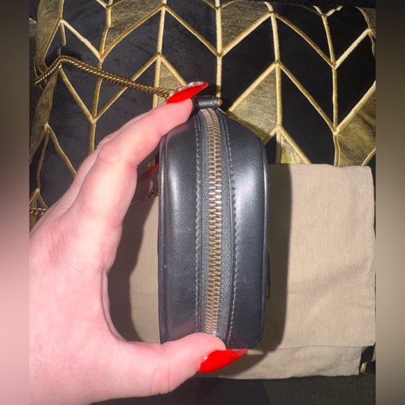 NEW Authentic Gucci Marmont Vertical Crossbody Black Leather/Gold Hardware - Picture 6 of 12